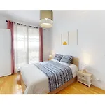 Joivy Bright & Cosy Flat Near The Eiffel Tower